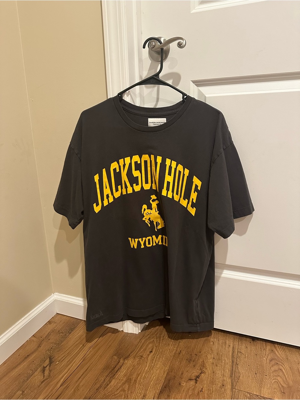 DIAMOND CROSS RANCH Jackson Hole Graphic Tee - Black